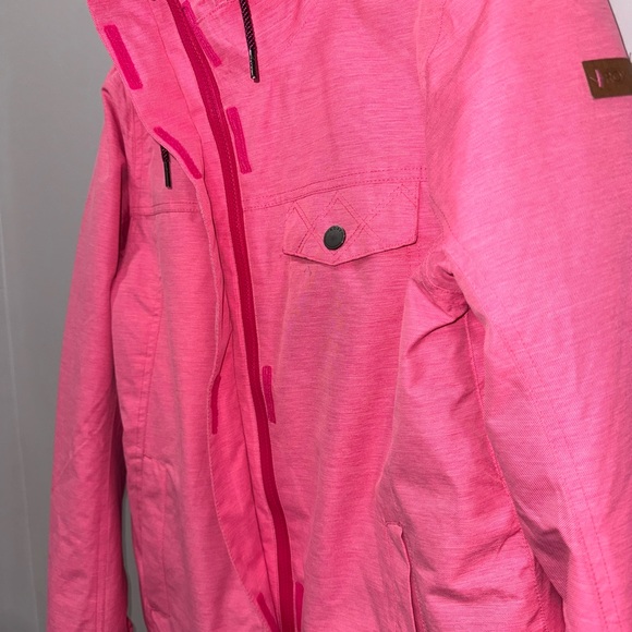 Women’s Roxy Ski Jacket - Picture 3 of 9